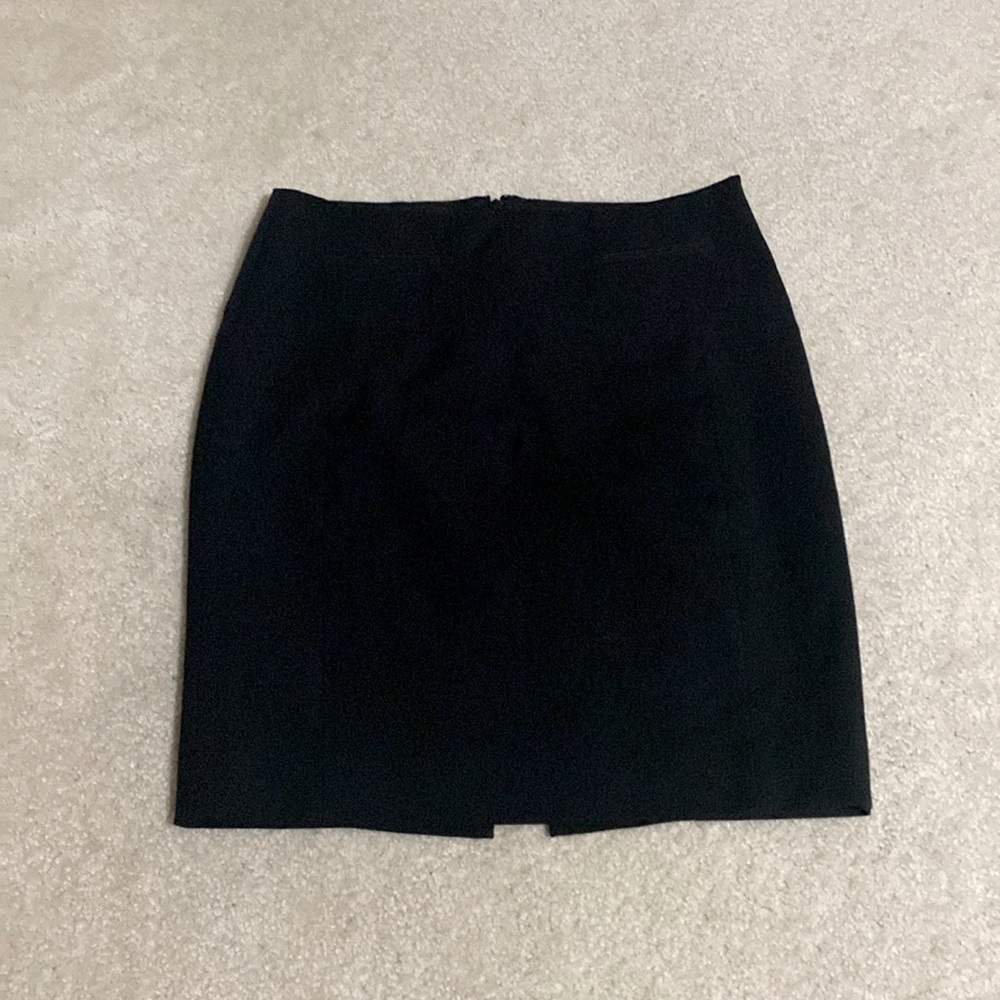 Black pencil skirt